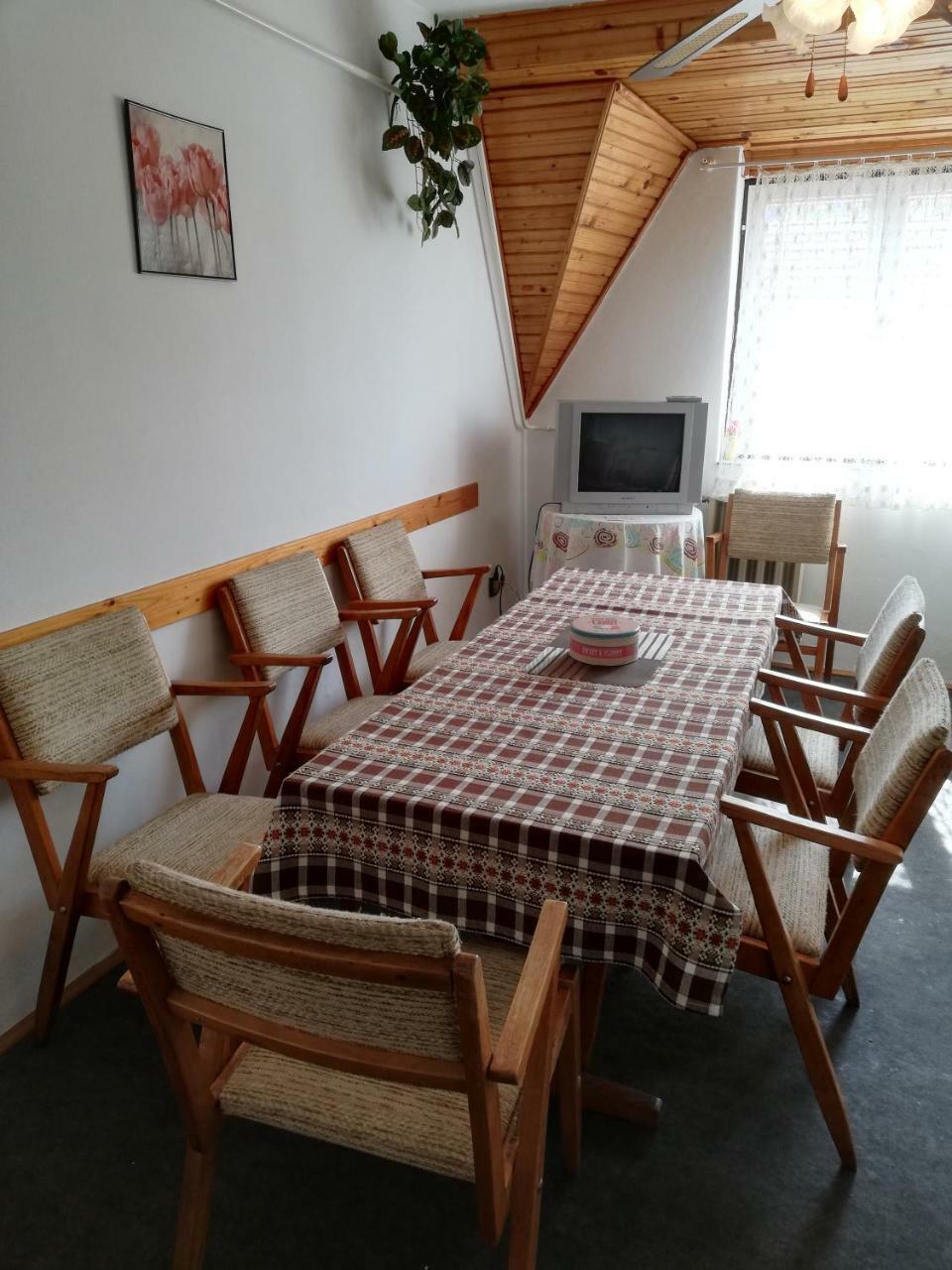 Szekely Szallas Gyula Exteriör bild